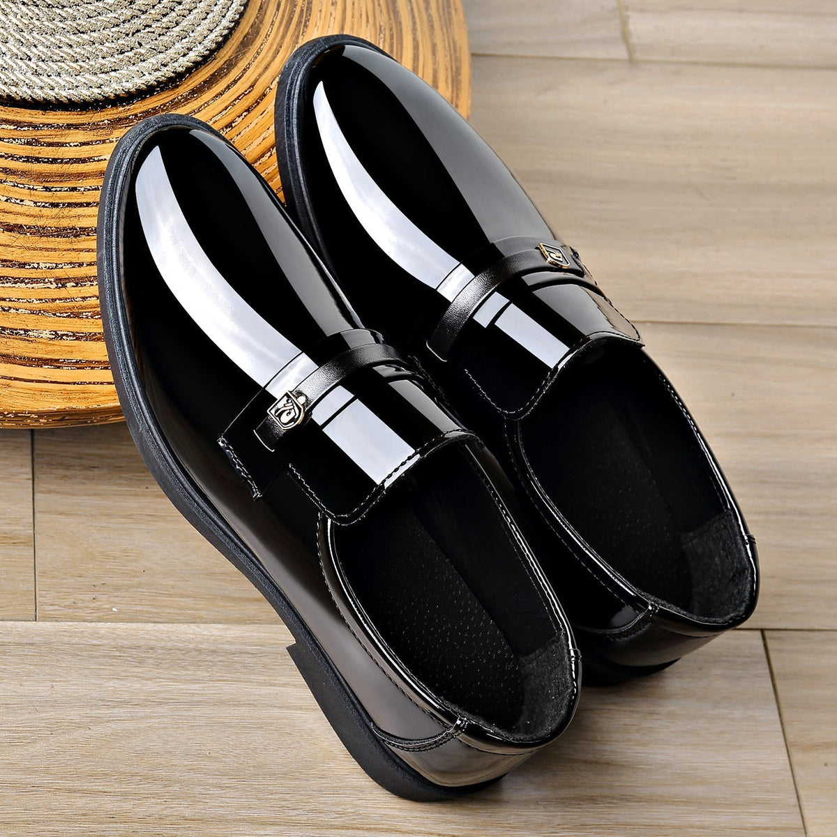 Dress Leather Shoes With A Mirror Like Slip On Design