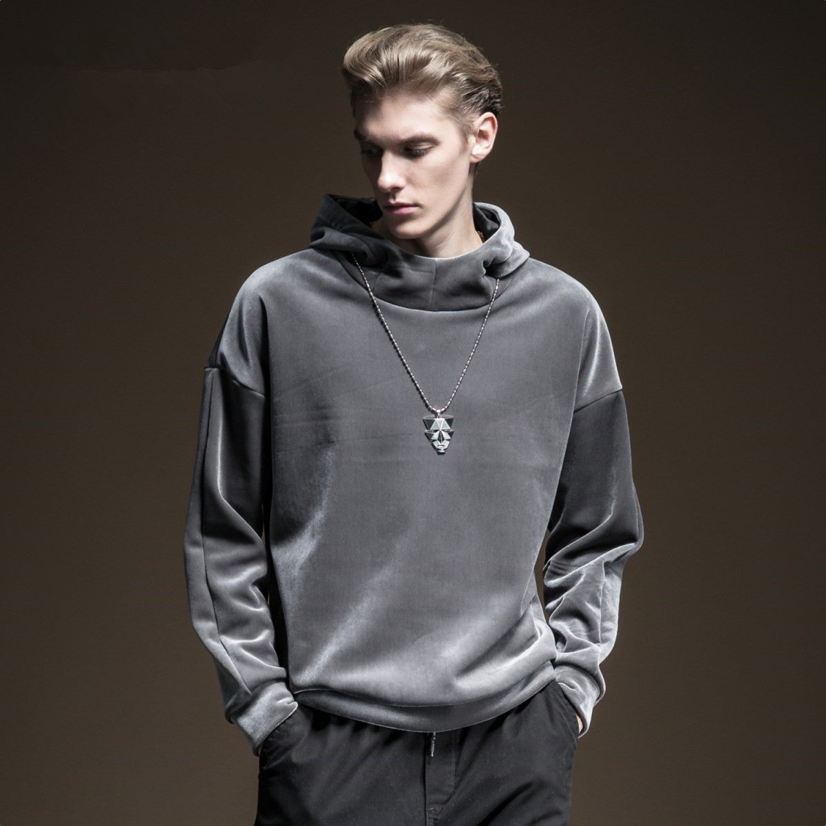 Popular logo jacket with thick velvet hood