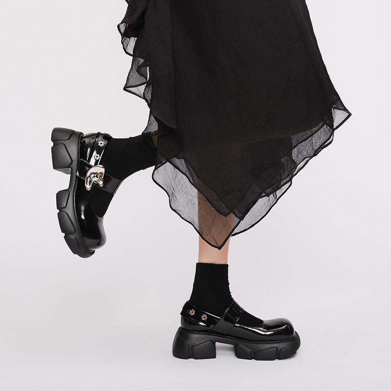 Women's Sponge Cake Thick Soled Big Toe Small Leather Shoes