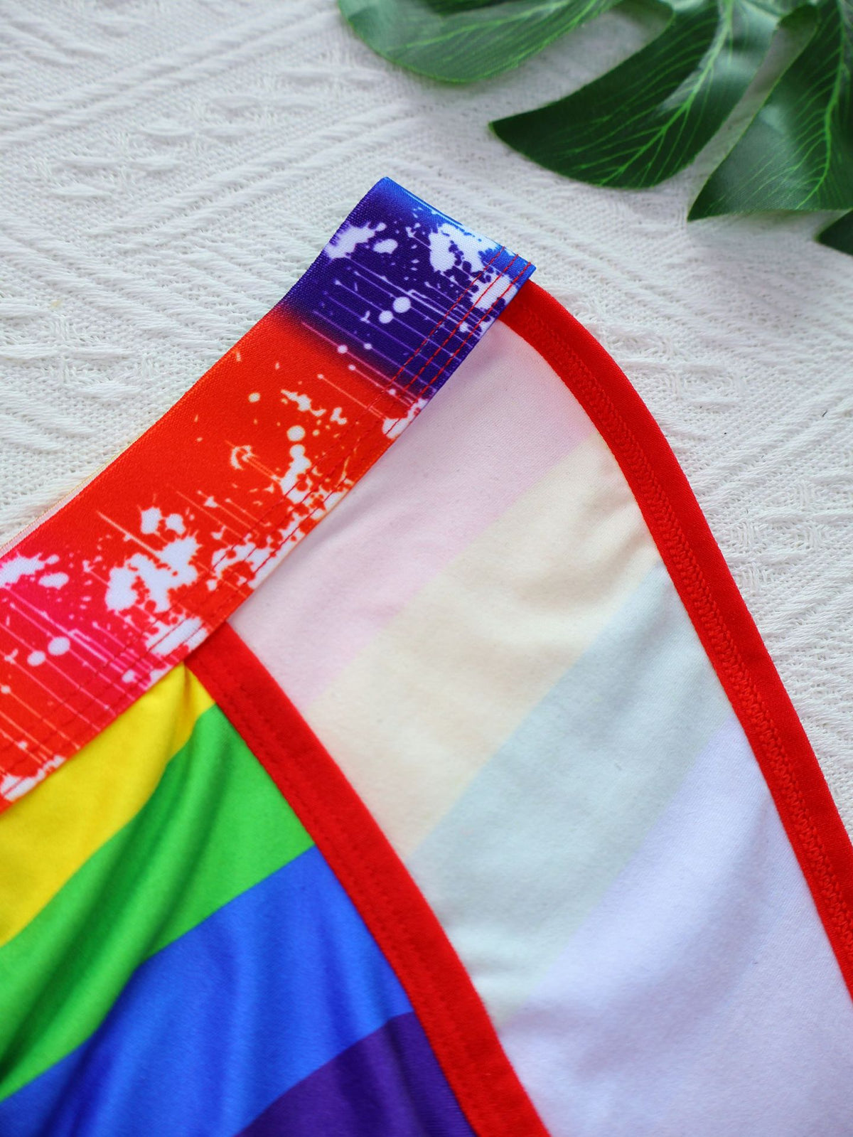 Men's Rainbow Triangle Side-vented Breathable Underwear