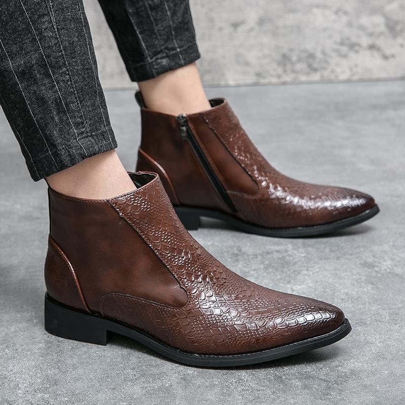 Large Size Men's British Pointed Leather Boots Autumn And Winter Men's British Working Wear High-top