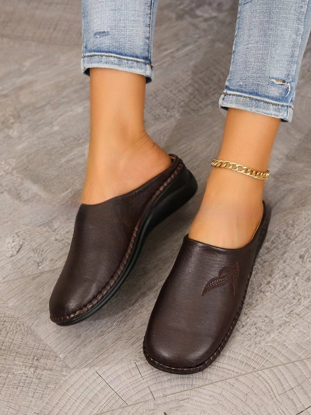 New Round Toe Flat Bottom Foreign Trade Plus Size Slip-on Lofter Half Slippers