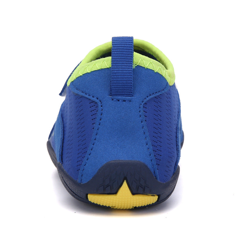 New Children's Beach Shoes Soft And Skin-friendly Mountain Climbing Shoes