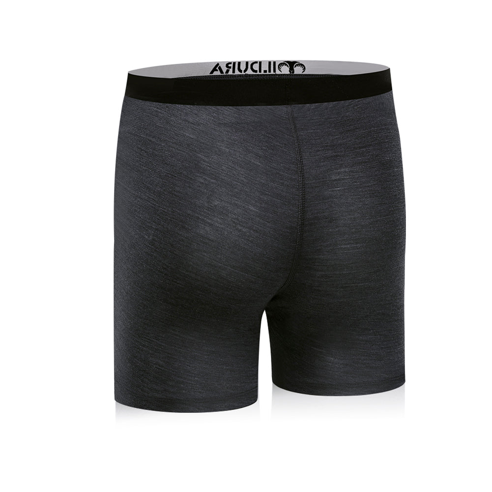 Men's Flat Underwear Is Sweat Wicking And Breathable