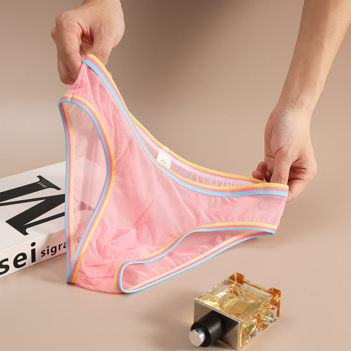 Soft Highly Elastic Mens Briefs With A Half-hip Design