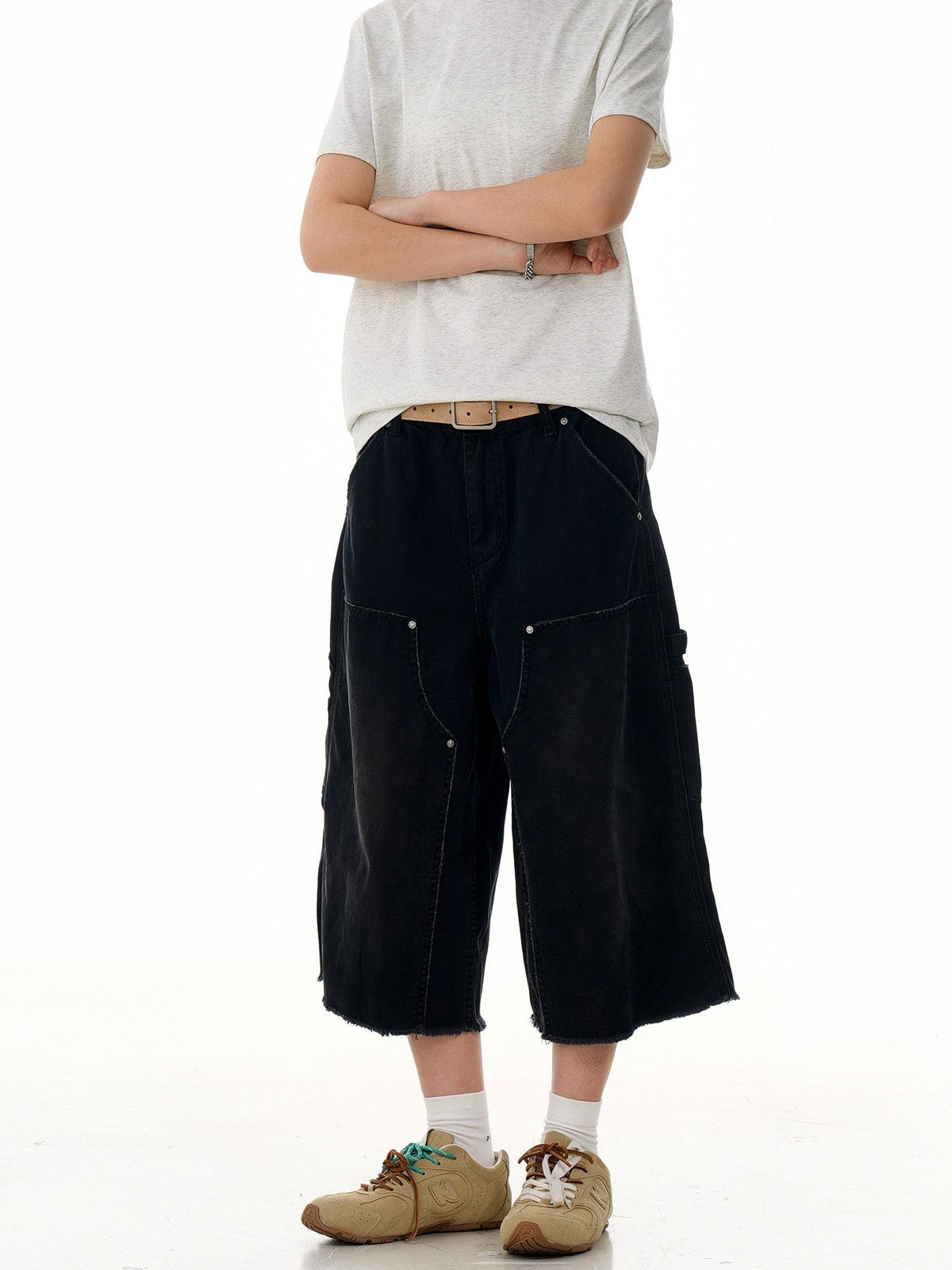 American Retro Black Rivet Cropped Pants