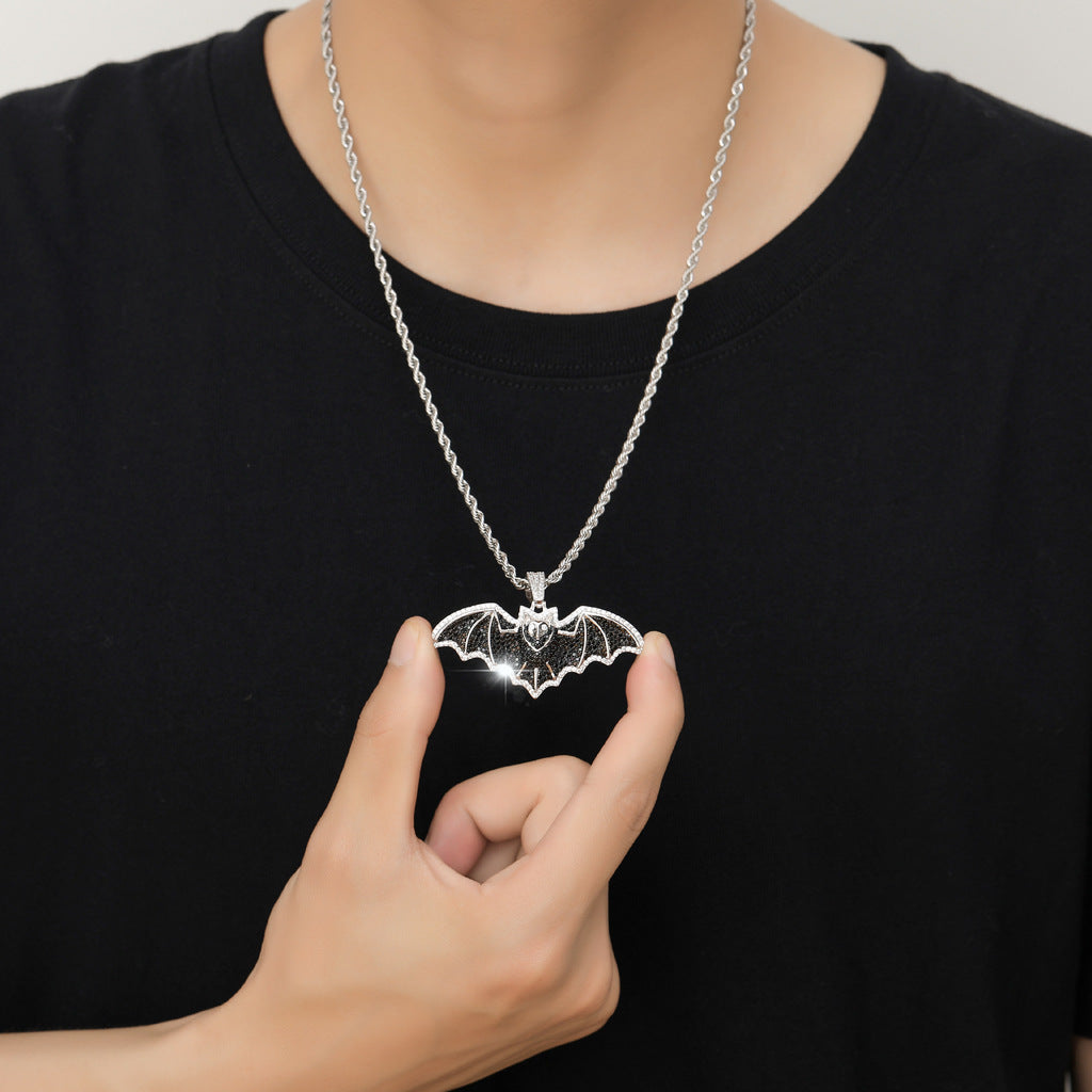 Men And Women Couple Retro Domineering Rap Necklace