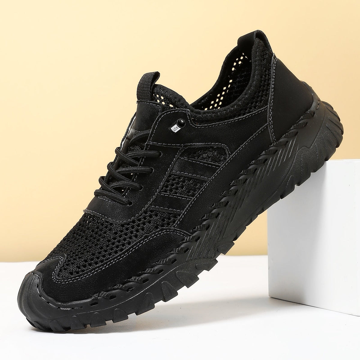 Plus Size Sewed Cowhide Mesh Korean Fashion Men's Shoes