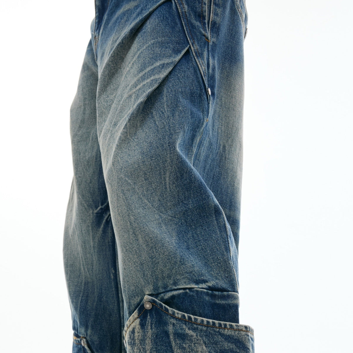 Men's Retro Washed Burst Pattern Curved Knife Jeans